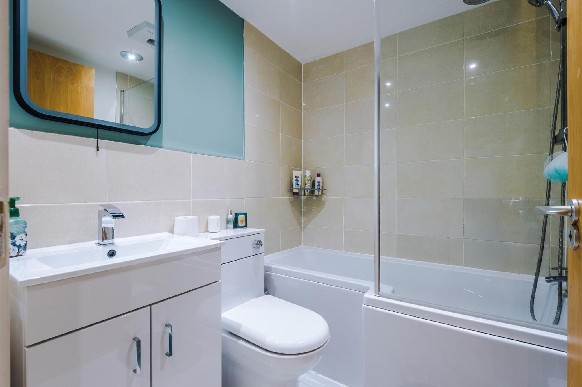Apartment Stunning Duplex In Manchester, Workspace For Professionals Manchester